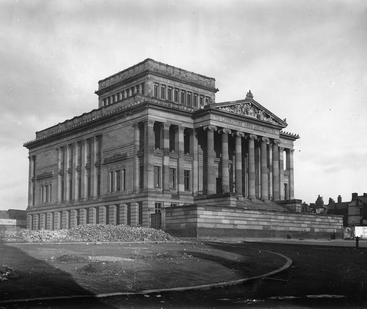A photograph of the Harris from 1900s