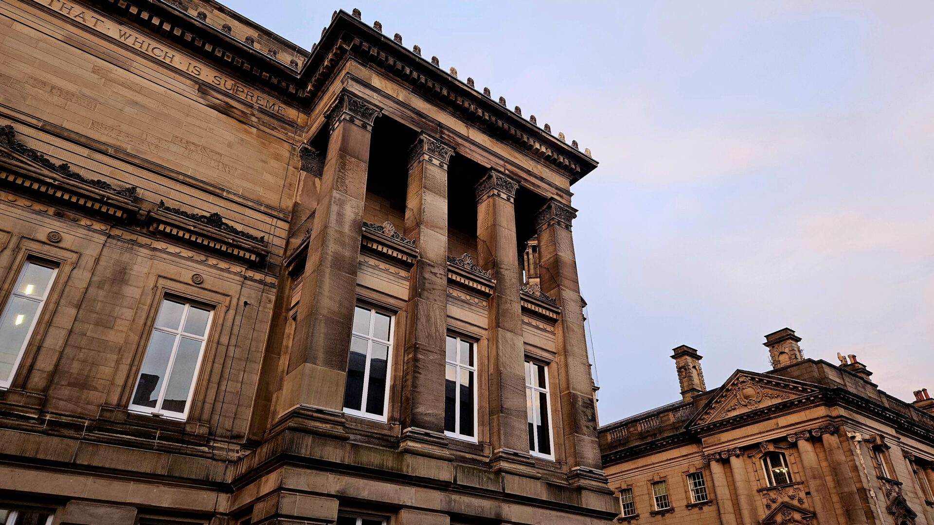 The Harris with Sessions House in the background.