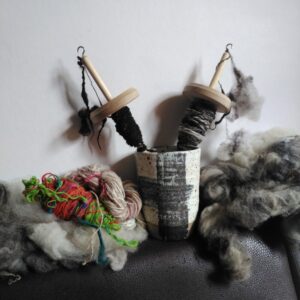 Image of wool on a spindle.